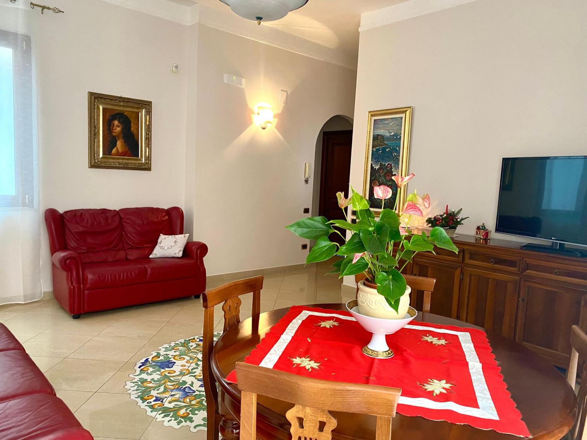 Appartement A Casa Di Don Peppino à Salernes Extérieur photo